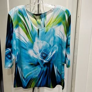 Ladies dressy blouse